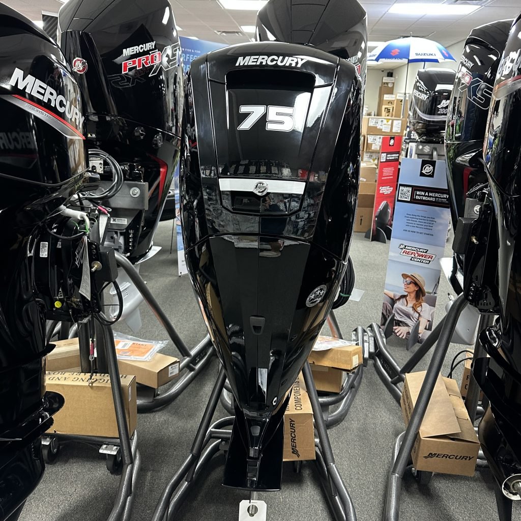 2023 Mercury 75 ELPT outboard motor - Image 4