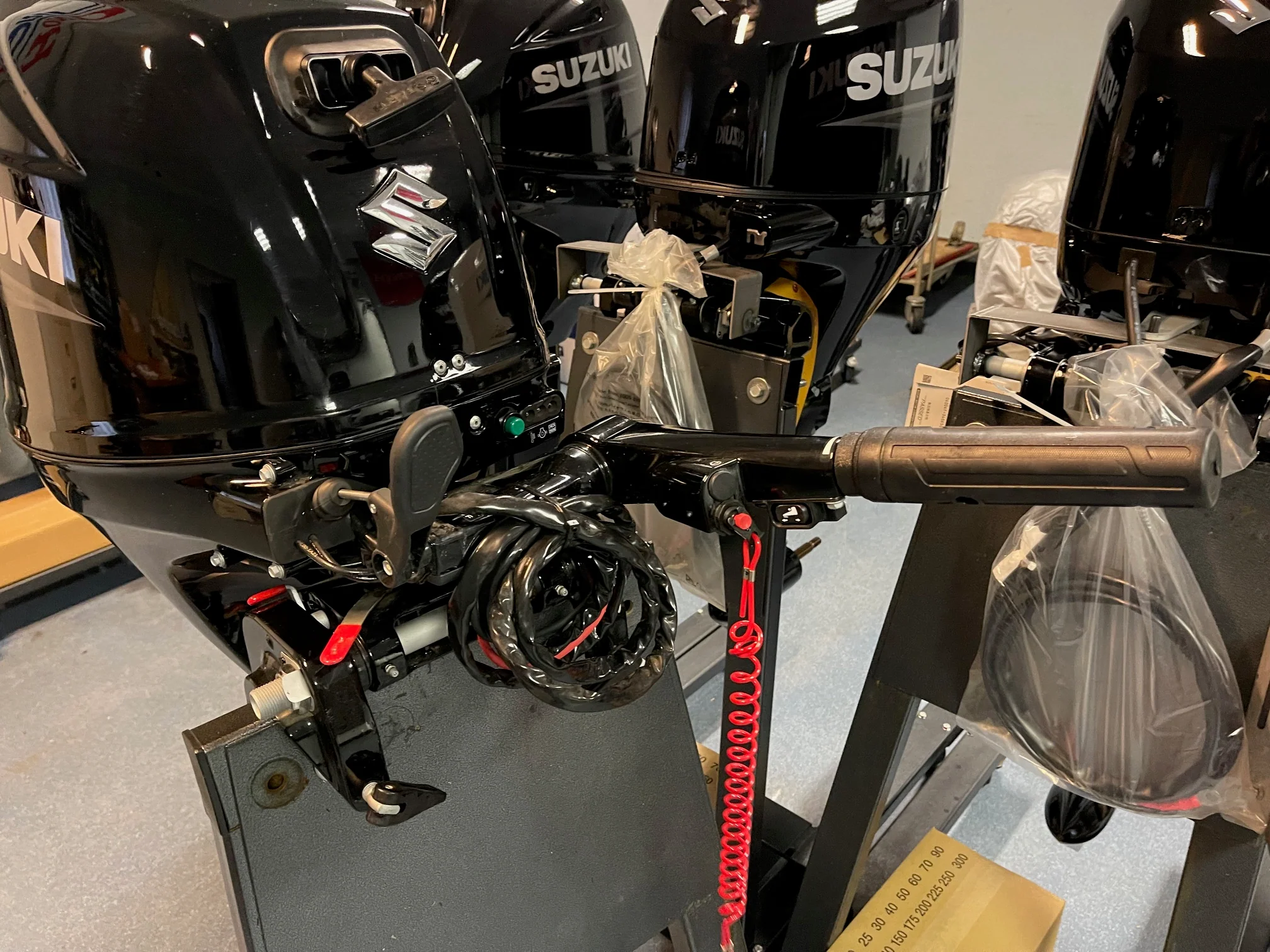Suzuki DF30ATL Long Shaft Outboard - Image 3