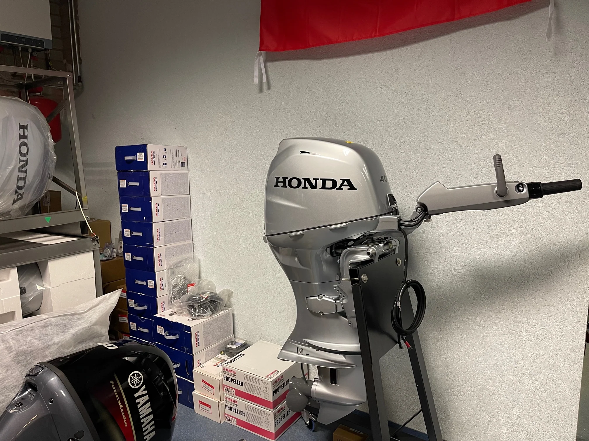 Honda BF40 40HP outboard motor - Image 2