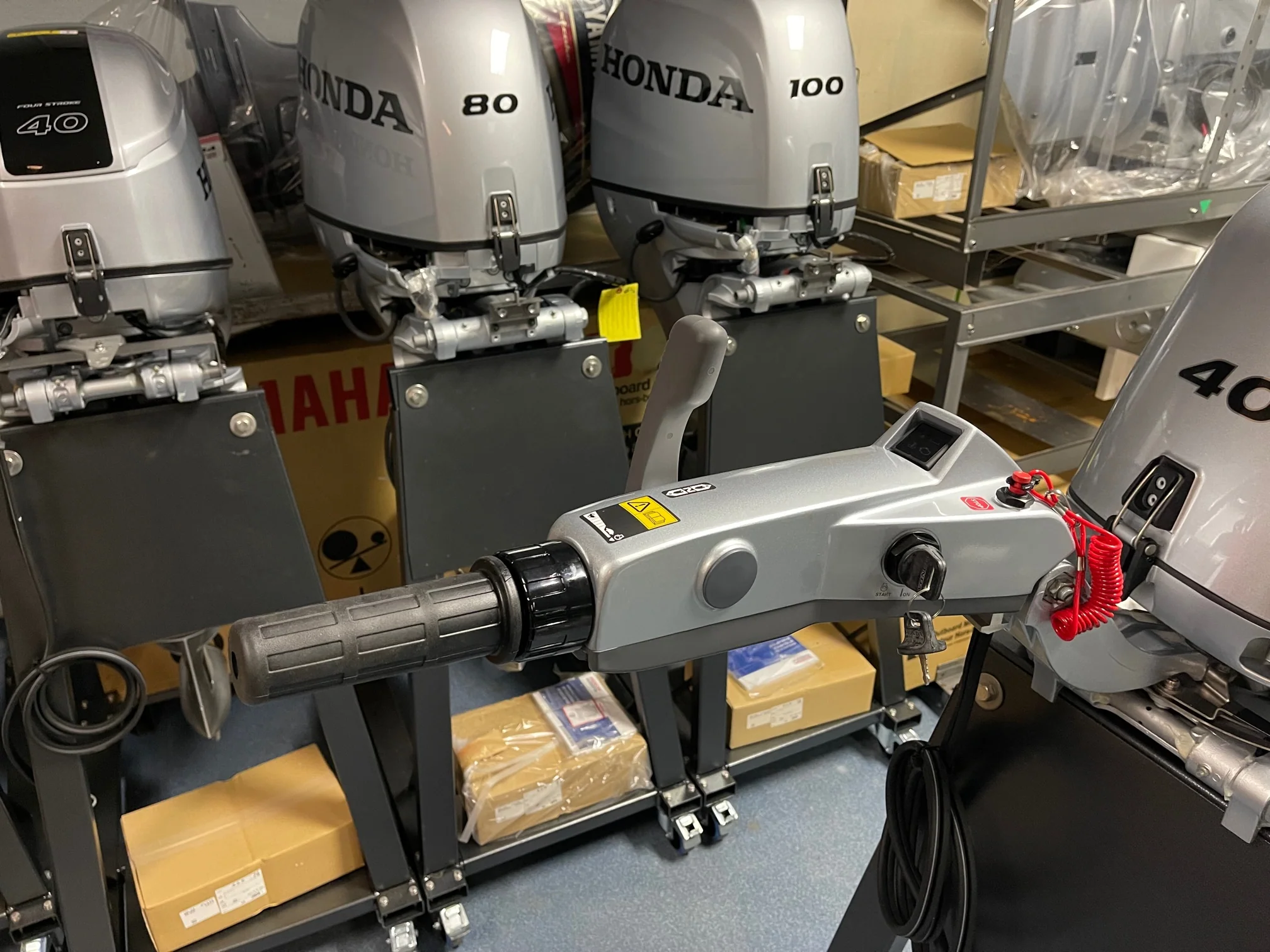 Honda BF40 40HP outboard motor - Image 3