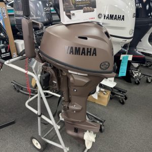 Yamaha F25LWHC3 25HP Brown Tiller Handle Outboard Motor