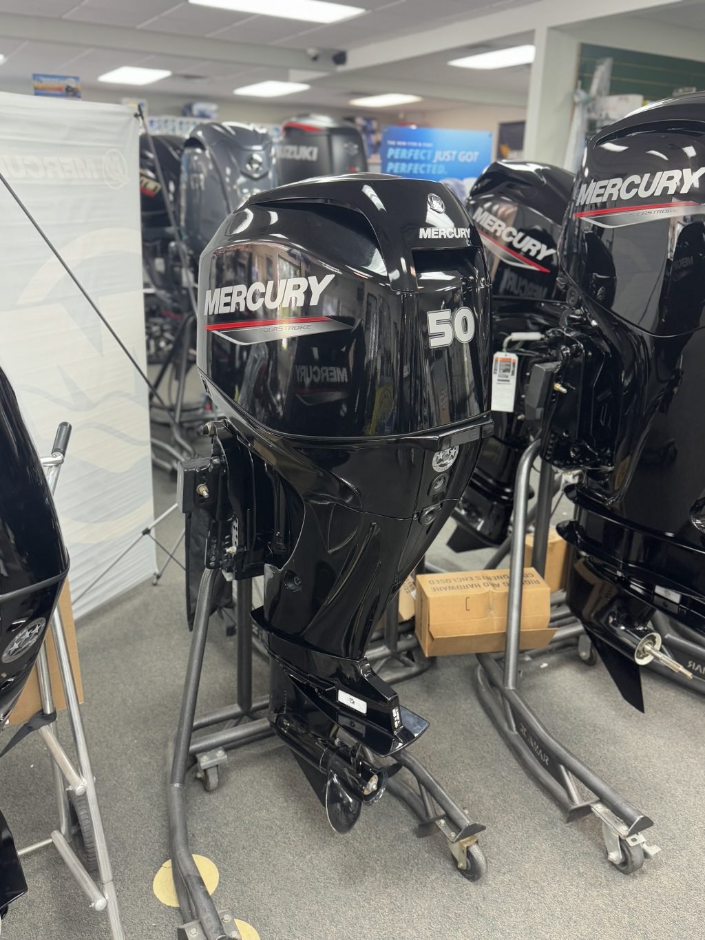 Mercury 50ELPT outboard motor - Image 6