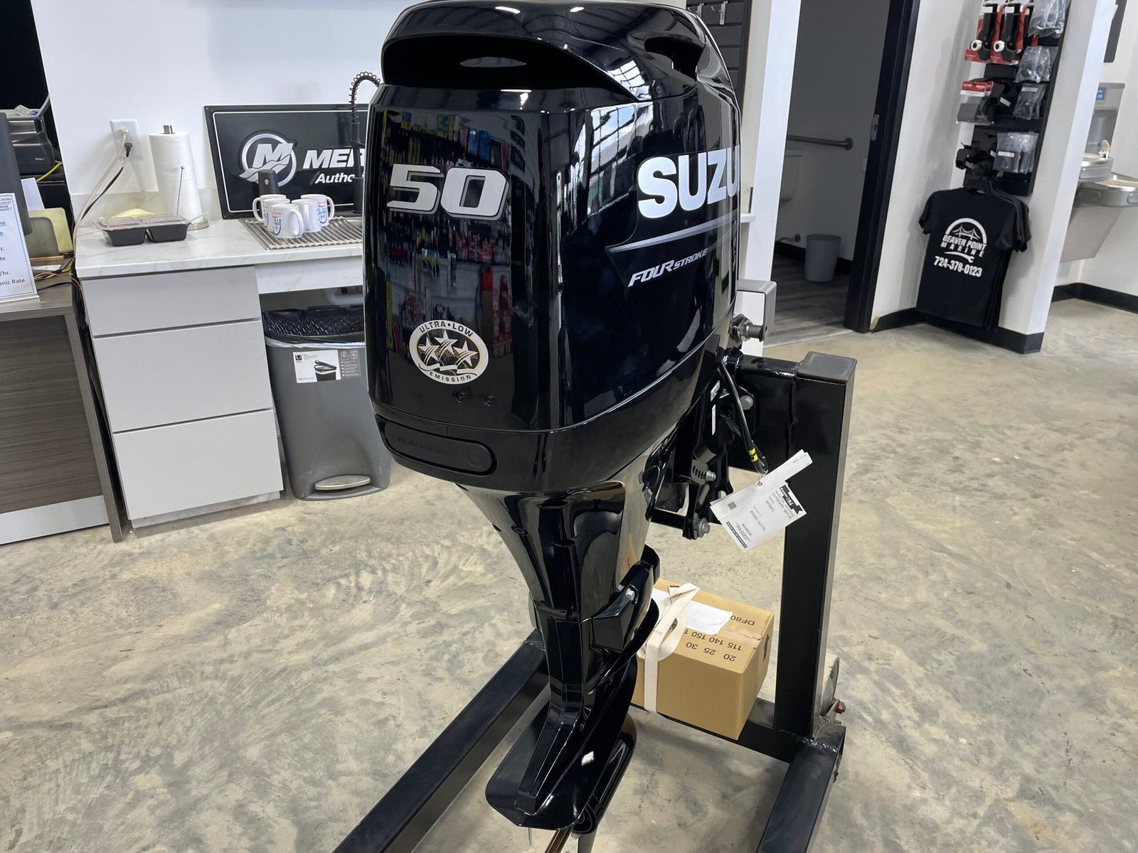 Suzuki 50HP 4-Stroke EFI Outboard - Image 2