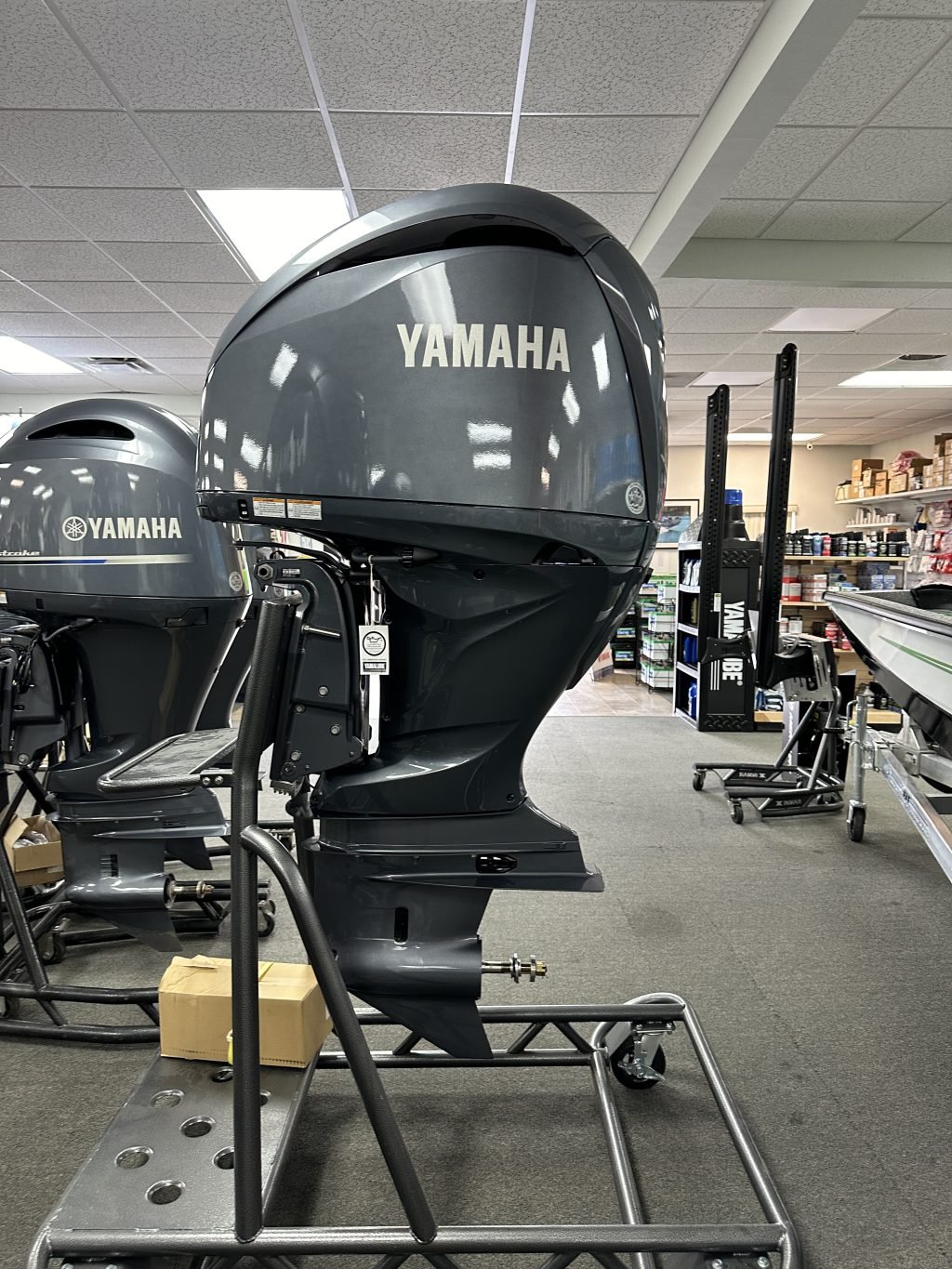 Yamaha F250XCB DEC - Image 4