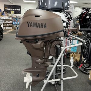 BRAND NEW Yamaha F25 Tiller Handle Electric Start
