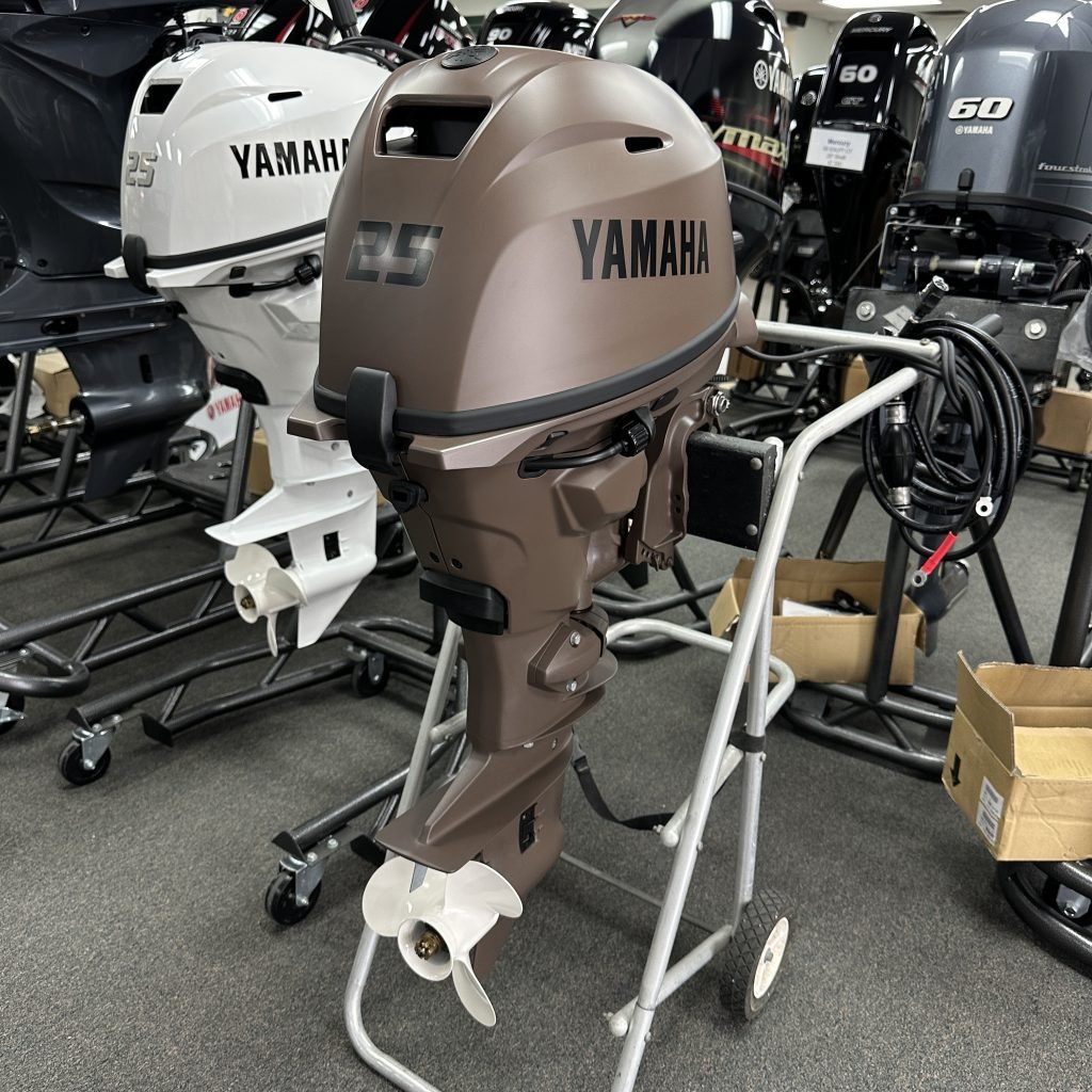 BRAND NEW Yamaha F25 Tiller Handle Electric Start - Image 8