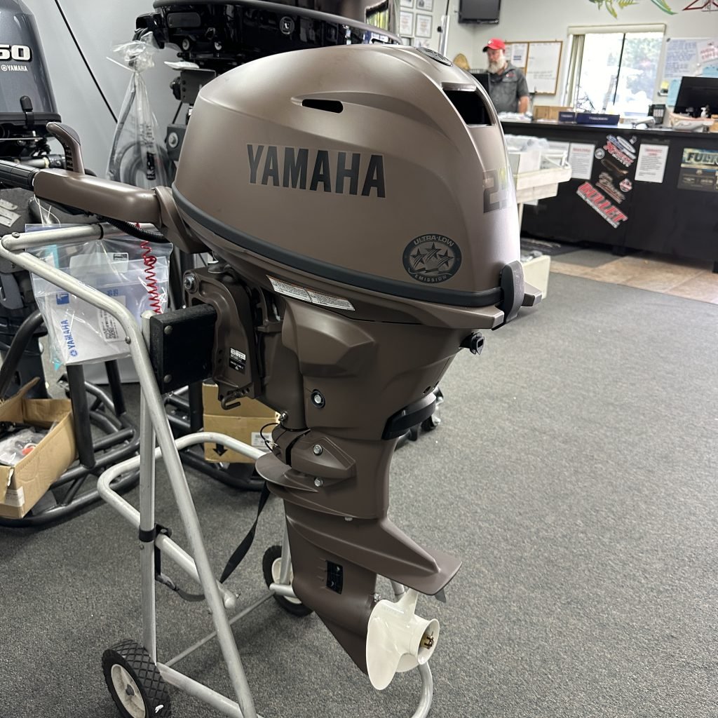 BRAND NEW Yamaha F25 Tiller Handle Electric Start - Image 6