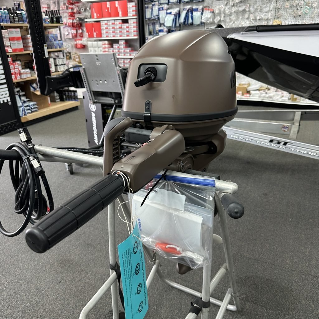 BRAND NEW Yamaha F25 Tiller Handle Electric Start - Image 4