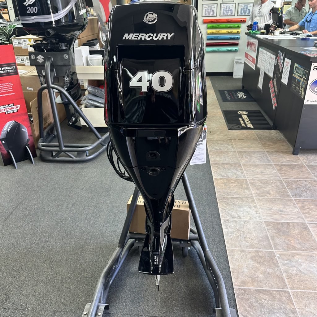 Mercury 40ELPT outboard motor - Image 6