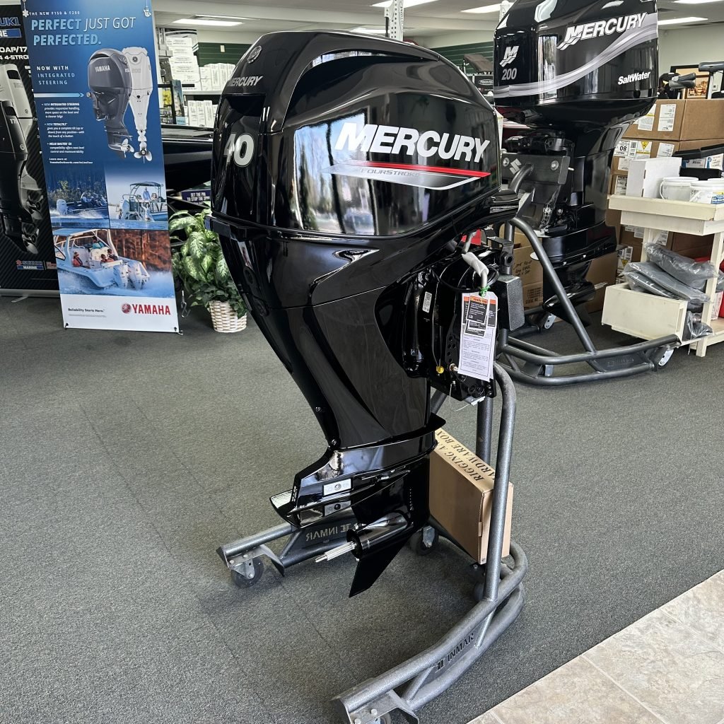 Mercury 40ELPT outboard motor - Image 5