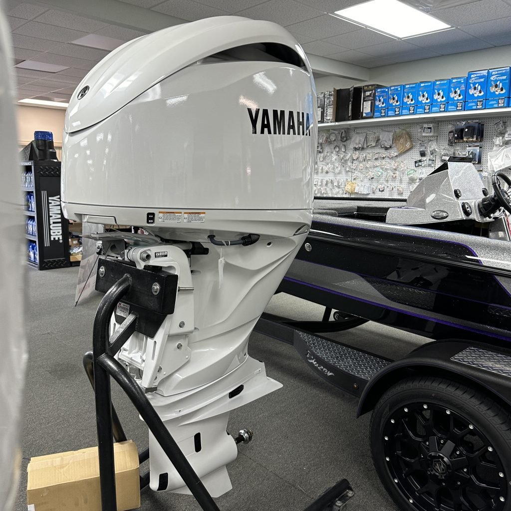 2024 Yamaha LF300XCB2 - Image 5