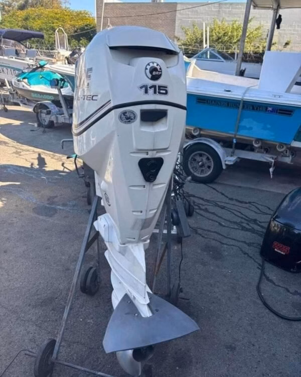 Used Evinrude 115hp Outboard Motor