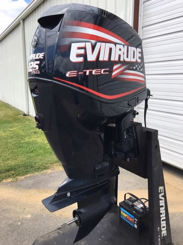 Used Evinrude 225hp Outboard Motor