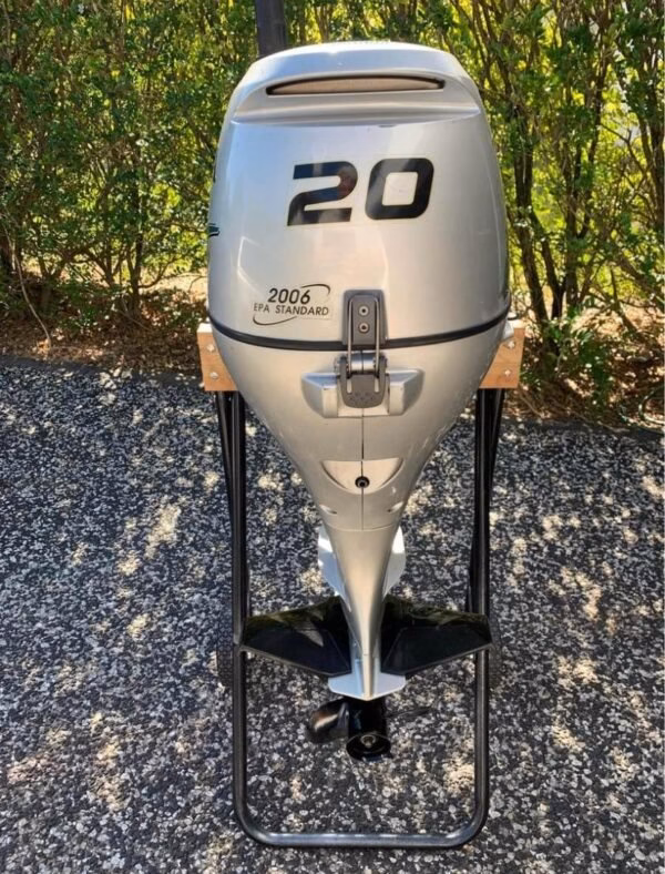 Used Honda 20hp Outboard Motor